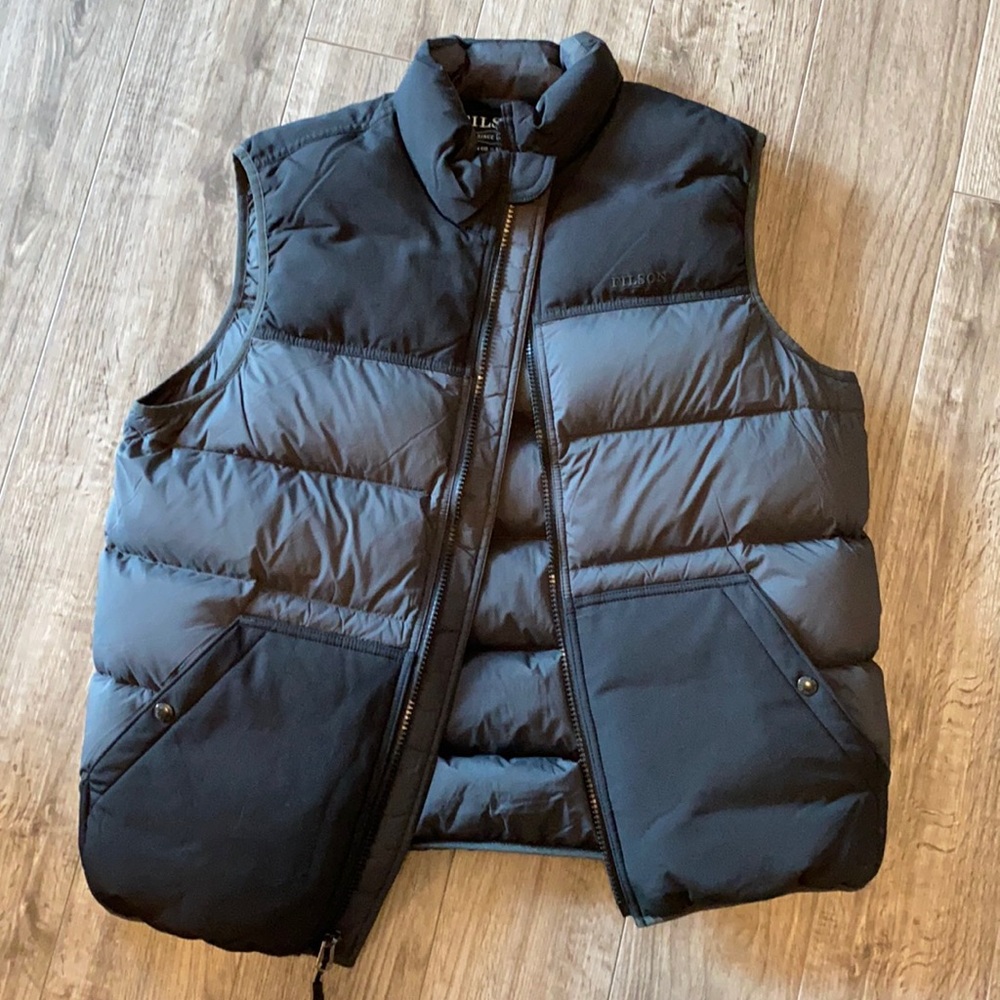 FILSON BLUE GOOSE DOWN VEST never worn
